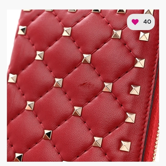Valentino Garavani Red Wallet - Picture 3 of 13